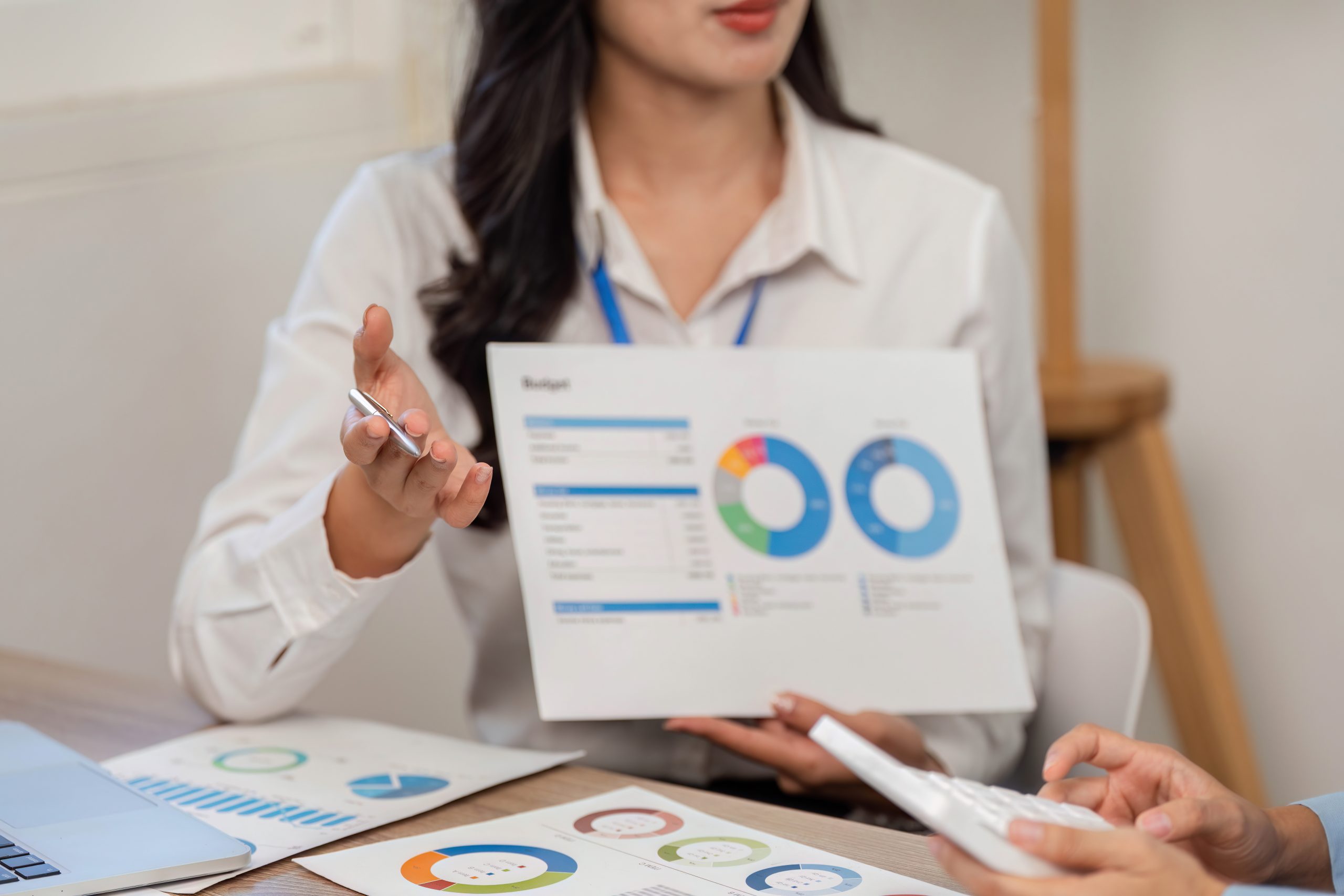 Guests attending Nova Wealth Management’s market outlook briefing.