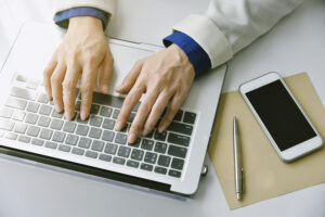 Website user reading community guidelines and comment policy on a financial blog.