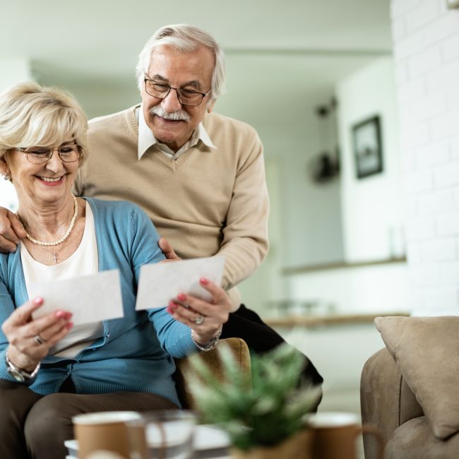 Financial advisor explaining annuity income planning options to a client in Southwest Florida
