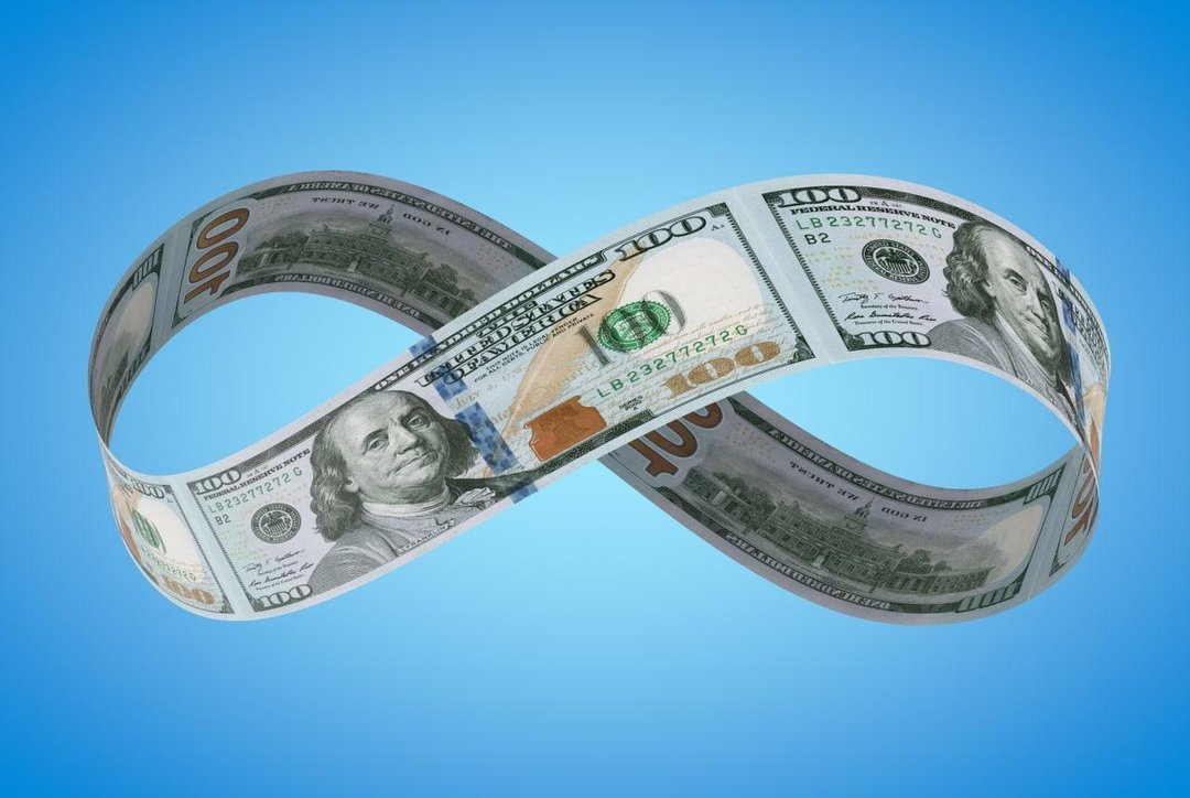 Retired couple reviewing retirement income planning and monthly retirement withdrawals