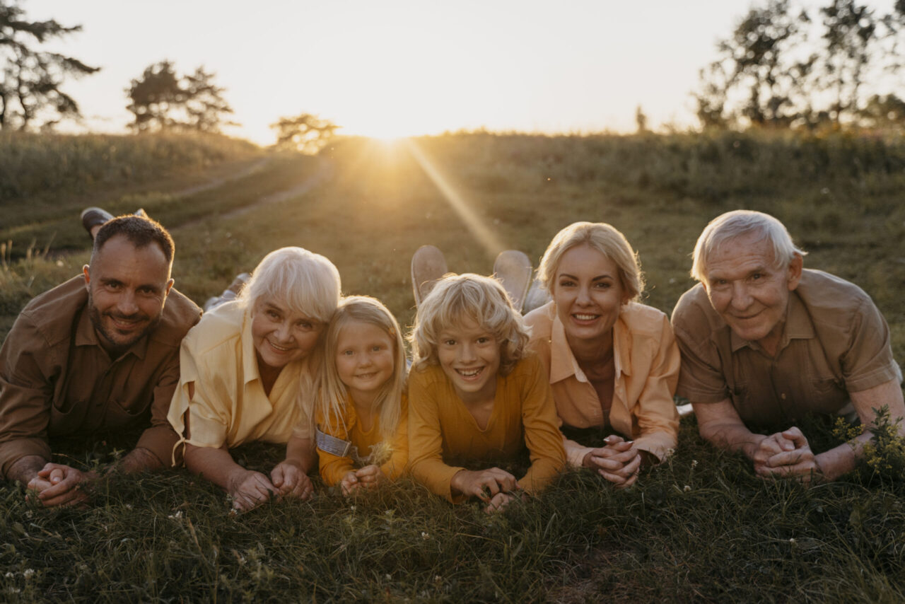 Family discussing an estate plan and inheritance decisions to help prevent future family conflict