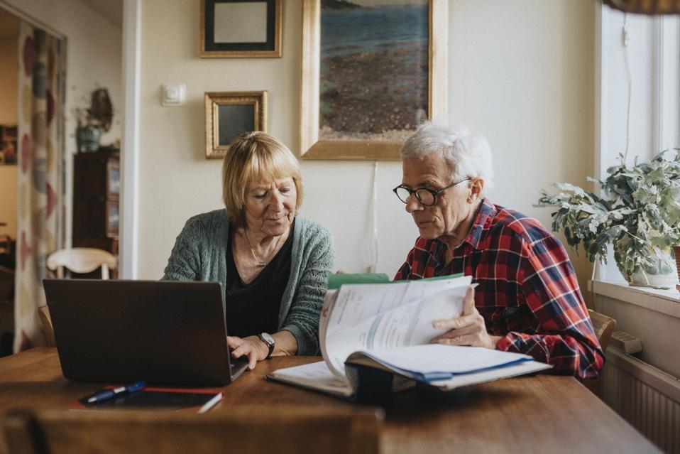 Retirement tax planning timeline showing the potential window before Social Security and required minimum distributions begin